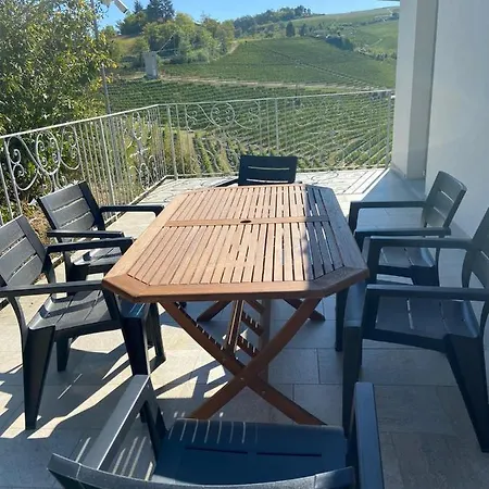 Casa Quinterni * Alba (Piedmont)