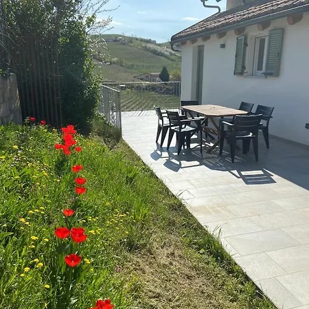 Casa Quinterni Gæstehus Alba (Piedmont)