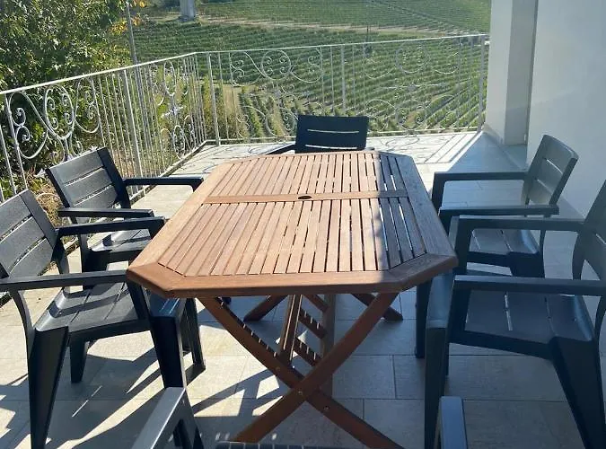 Casa Quinterni * Alba (Piedmont)