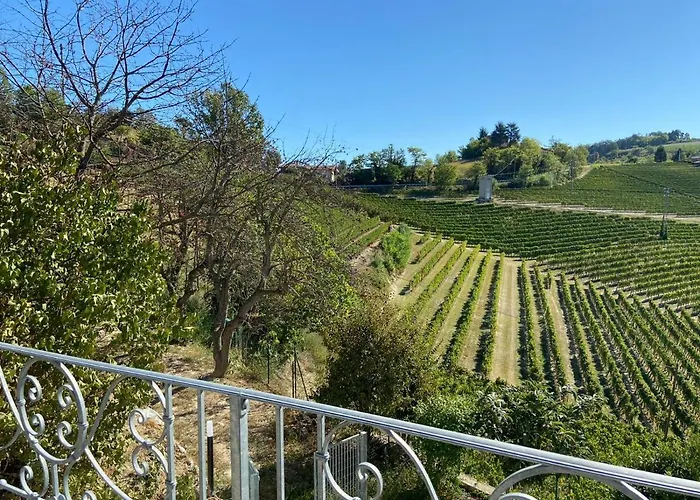 Casa Quinterni Alba (Piedmont)